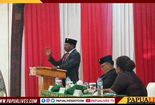Pastikan Pelayanan Maksimal, Bupati Nabire Minta Pejabat Baru Buktikan Kinerja Nyata