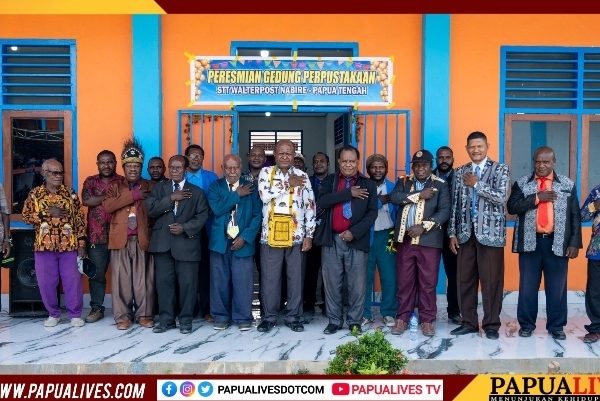 Resmikan Perpustakaan STT Walter Post, Pemprov Papua Tengah Komitmen Dukung Pendidikan Teologi Berkualitas