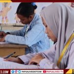 Siswa Tuna Rungu Ikuti Penilaian Sumatif SMALB di SLB Petra Nabire