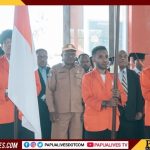 Kualitas SDM, Integritas, Keberpihakan: Tiga Pesan Gubernur Papua Tengah untuk 99 Wisudawan