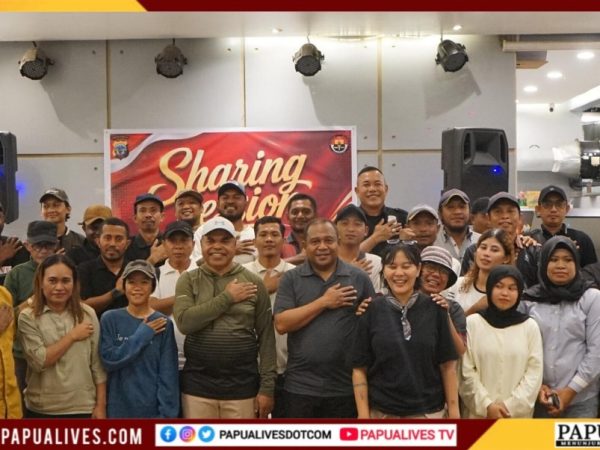 Pererat Sinergitas, Kapolda Papua Tengah Jermias Rontini Gelar Dialog Santai dengan Wartawan di Nabire