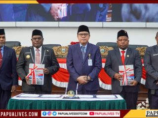 Jaga Transparansi Anggaran, DPR Papua Tengah Terima Hasil Audit BPK Atas LKPD Tahun 2025