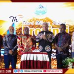 Di Puncak HUT ke-4, Gubernur Meki Nawipa Ungkap Jasa Besar Komarudin Watubun bagi Papua Tengah