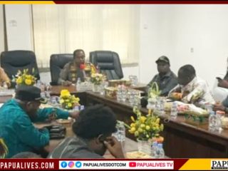 DPR Papua Tengah Desak Penyelesaian Tapal Batas Deiyai-Dogiyai-Mimika dan Bangun Kembali Rumah Warga Kapiraya