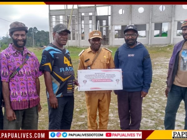 Dukung Kehidupan Beragama, Gubernur Papua Tengah Bantu Rp5 Miliar Bangun Gereja Katolik Damabagata