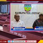 Dongkrak Ekonomi Kreatif Deiyai, Gubernur Meki Nawipa Beli 10 Perahu Kayu Pengrajin Deiyai